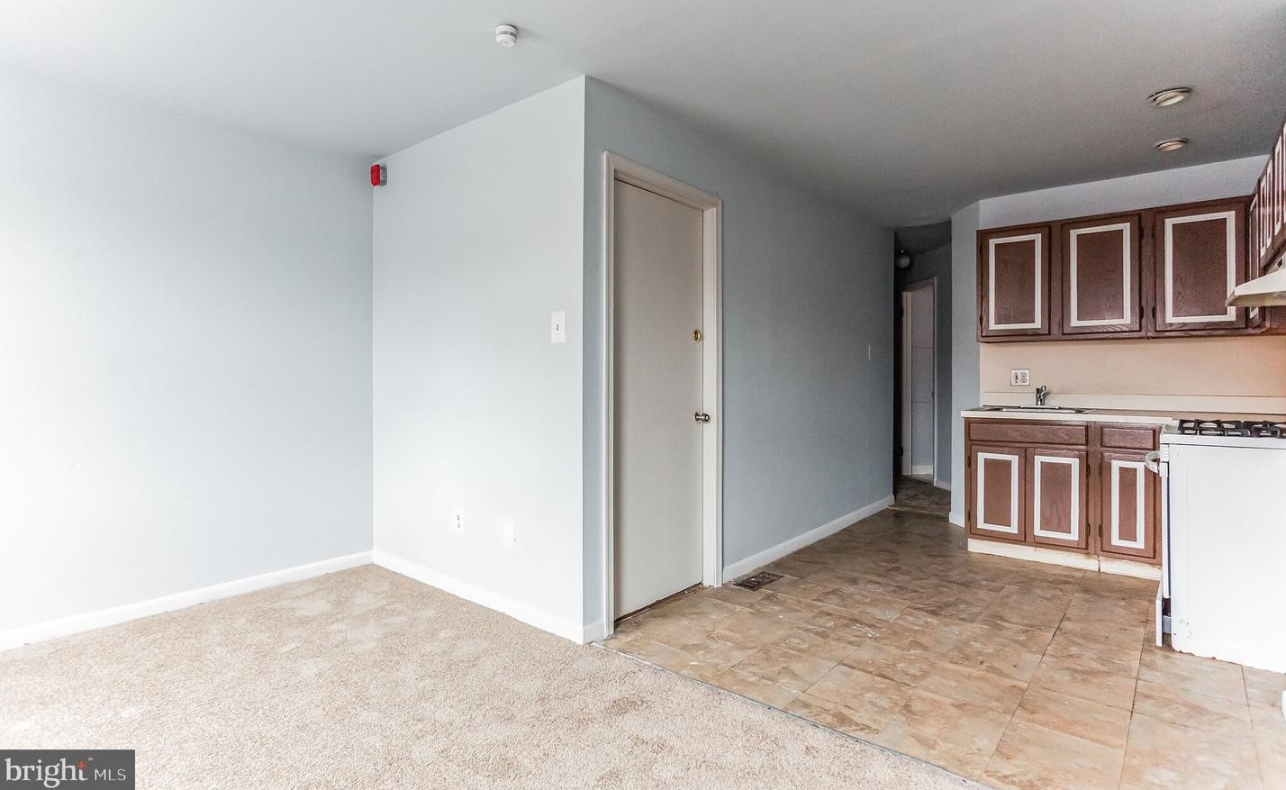 1724 Snyder Ave, Philadelphia PA 19148-2314 exterior