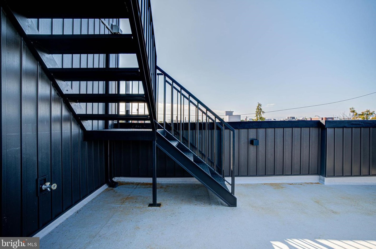 1815 Moore St, Philadelphia PA  19145-2144 exterior