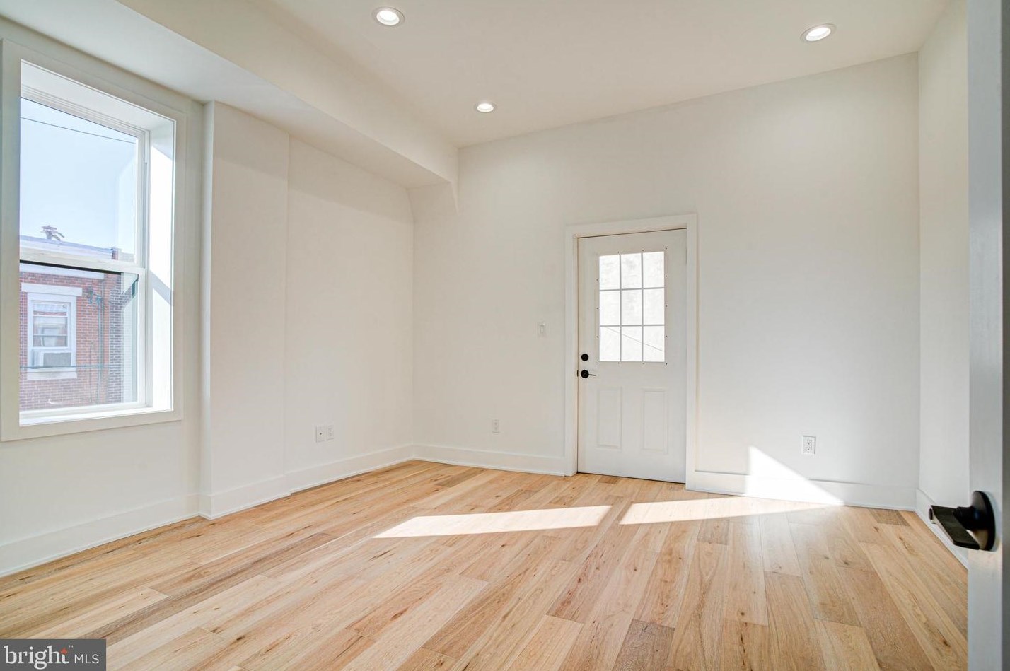 1815 Moore St, Philadelphia PA  19145-2144 exterior