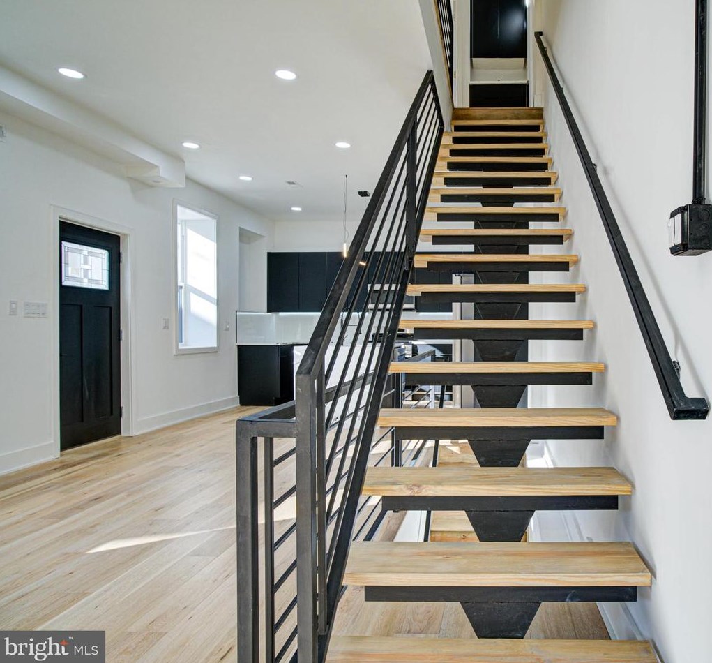 1815 Moore St, Philadelphia PA  19145-2144 exterior