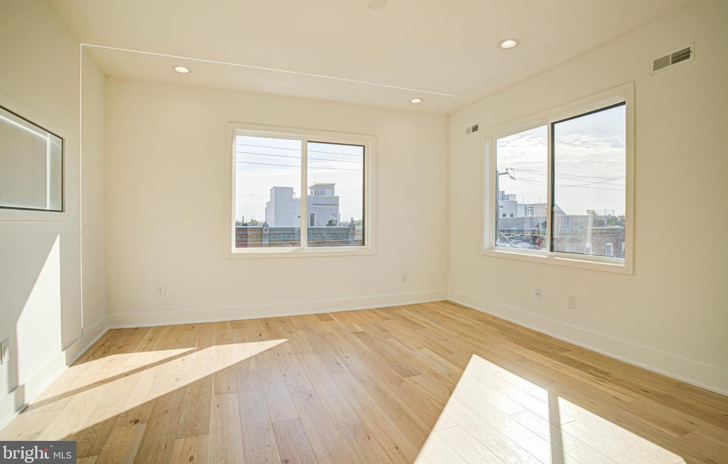 1815 Moore St, Philadelphia PA  19145-2144 exterior