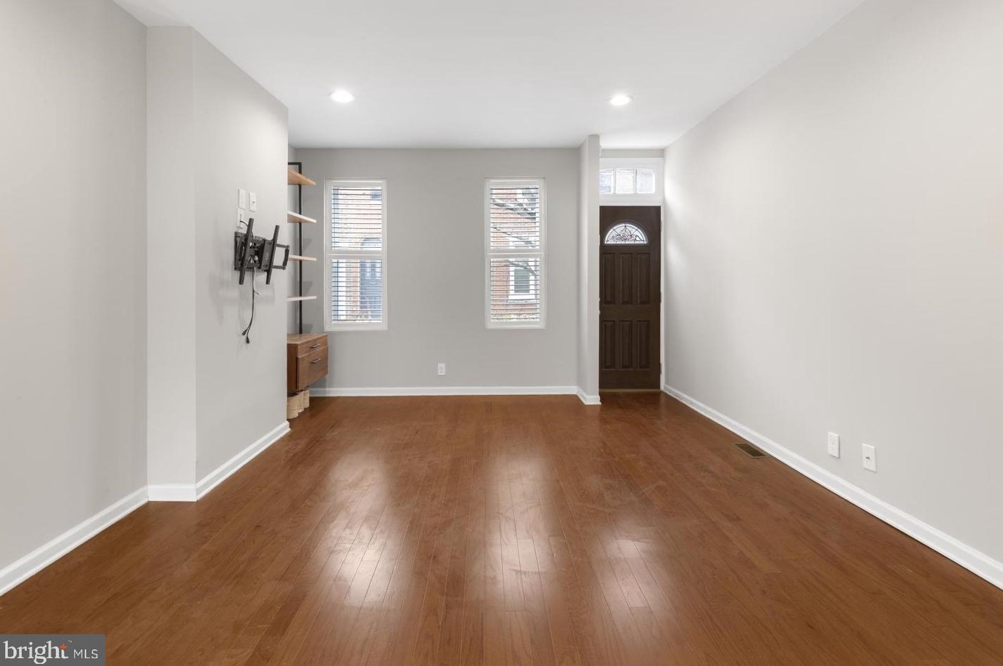 849 Bambrey St, Philadelphia PA  19130-1824 exterior