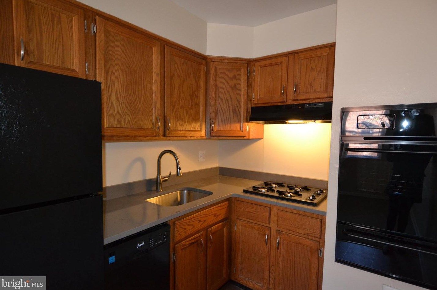 1859 Hartranft St, Philadelphia PA  19145-5811 exterior