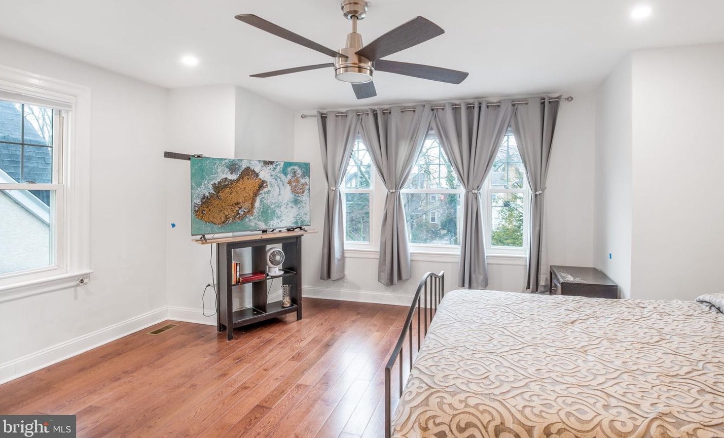 1031 Rittenhouse St, Philadelphia PA  19138-1802 exterior