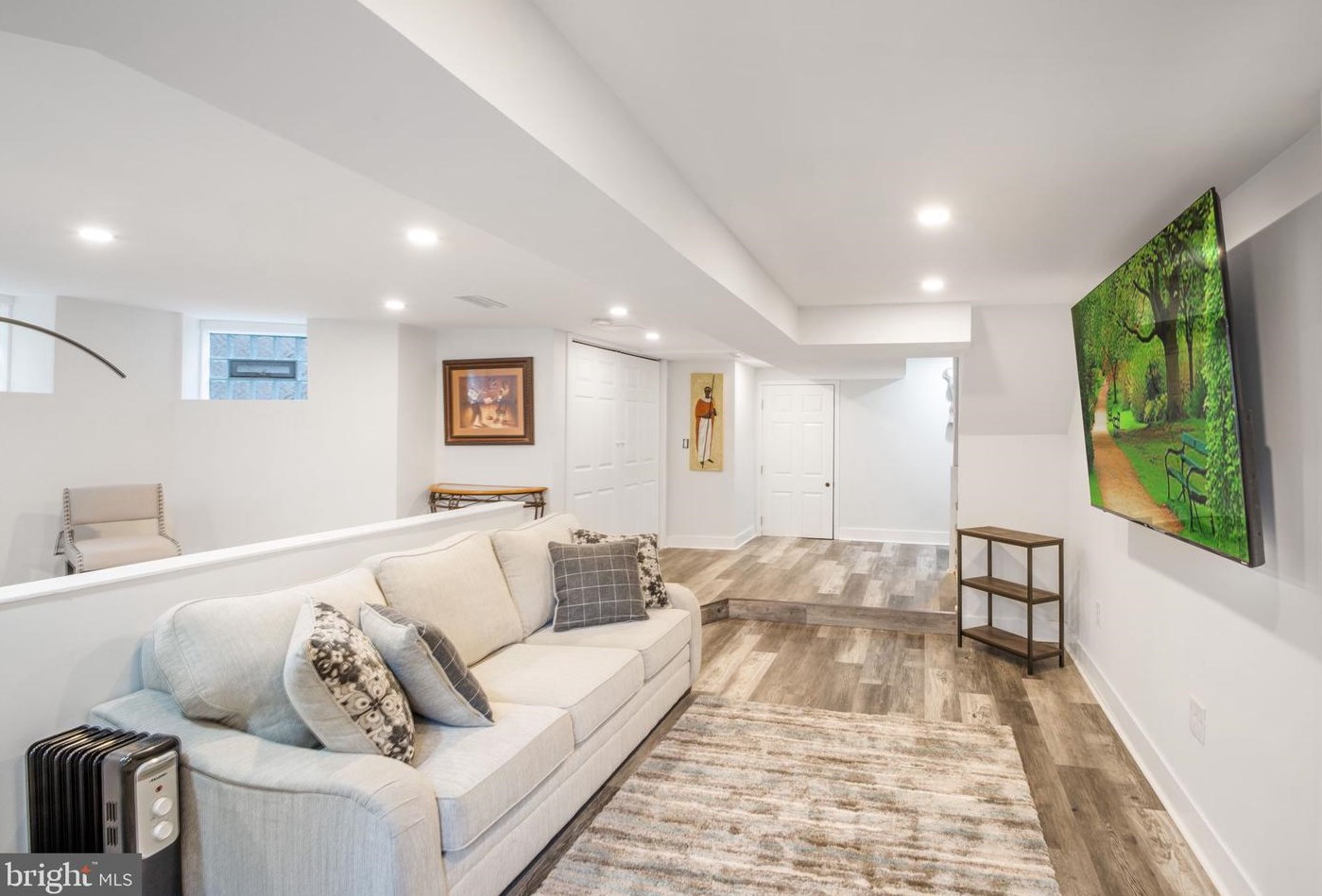 1031 Rittenhouse St, Philadelphia PA  19138-1802 exterior