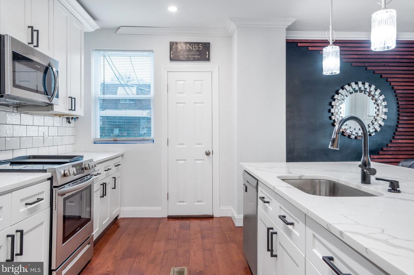 1031 Rittenhouse St, Philadelphia PA  19138-1802 exterior