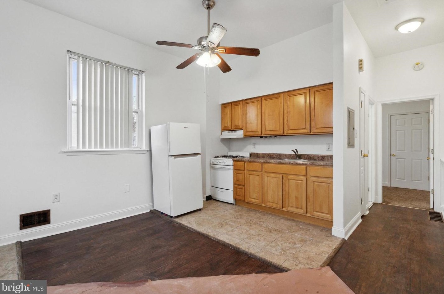 1666 54 St, Philadelphia PA 19143-4904 exterior