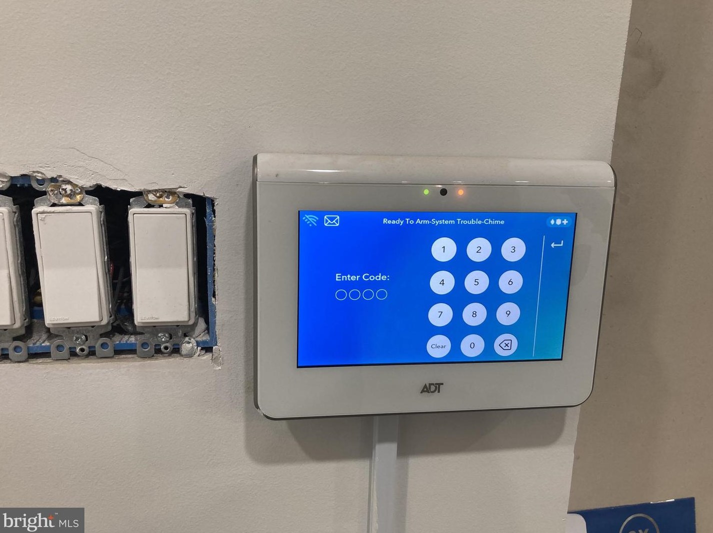 6104 Glenmore Ave, Philadelphia PA  19142-3206 exterior