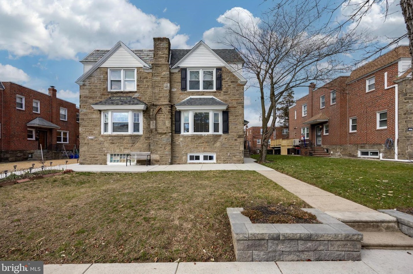 1207 Barringer St, Philadelphia PA  19119-3942 exterior