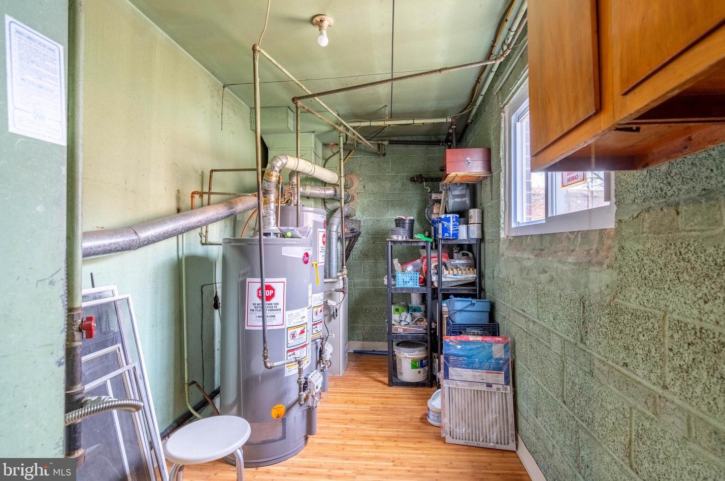 9382 Hoff St, Philadelphia PA  19115-4707 exterior