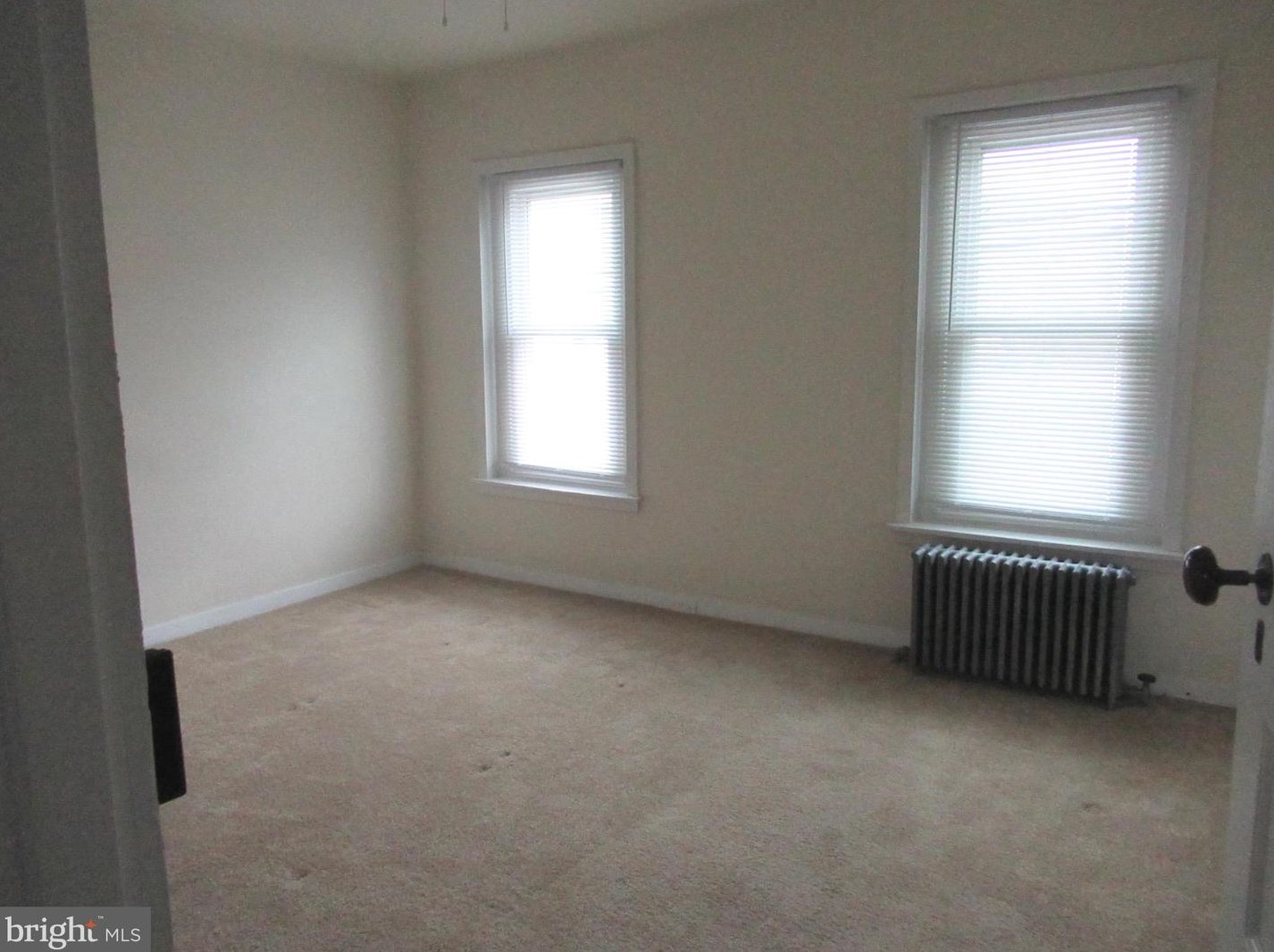 6149 Lawnton St, Philadelphia PA  19128-2623 exterior