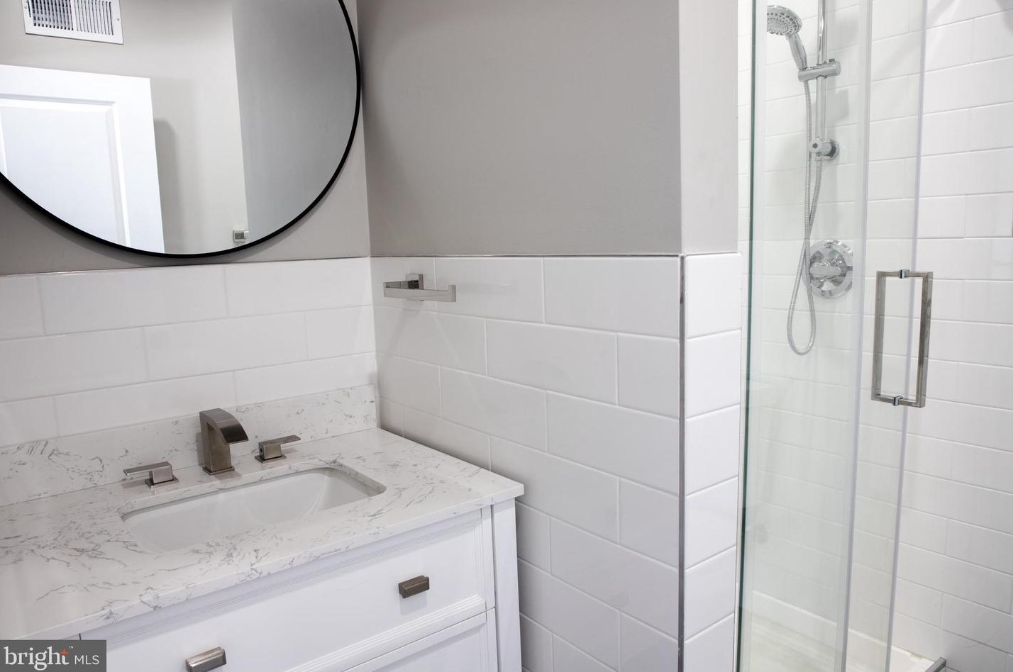 2732 Latona St, Philadelphia PA  19146-3717 exterior