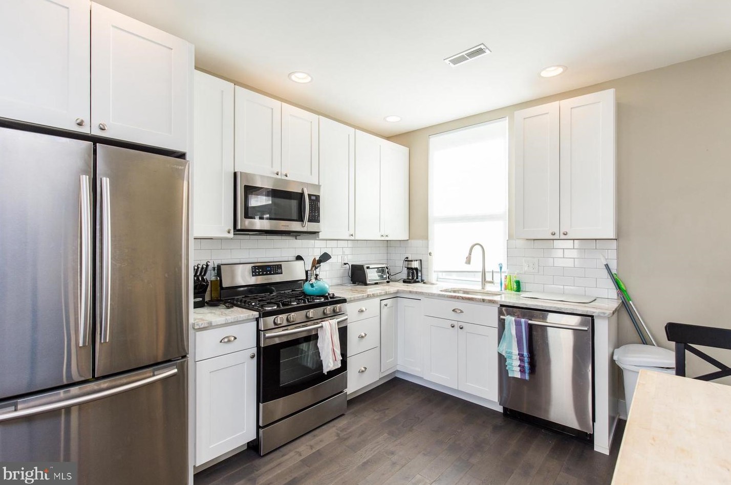 168 Oxford St, Philadelphia PA  19122-3914 exterior