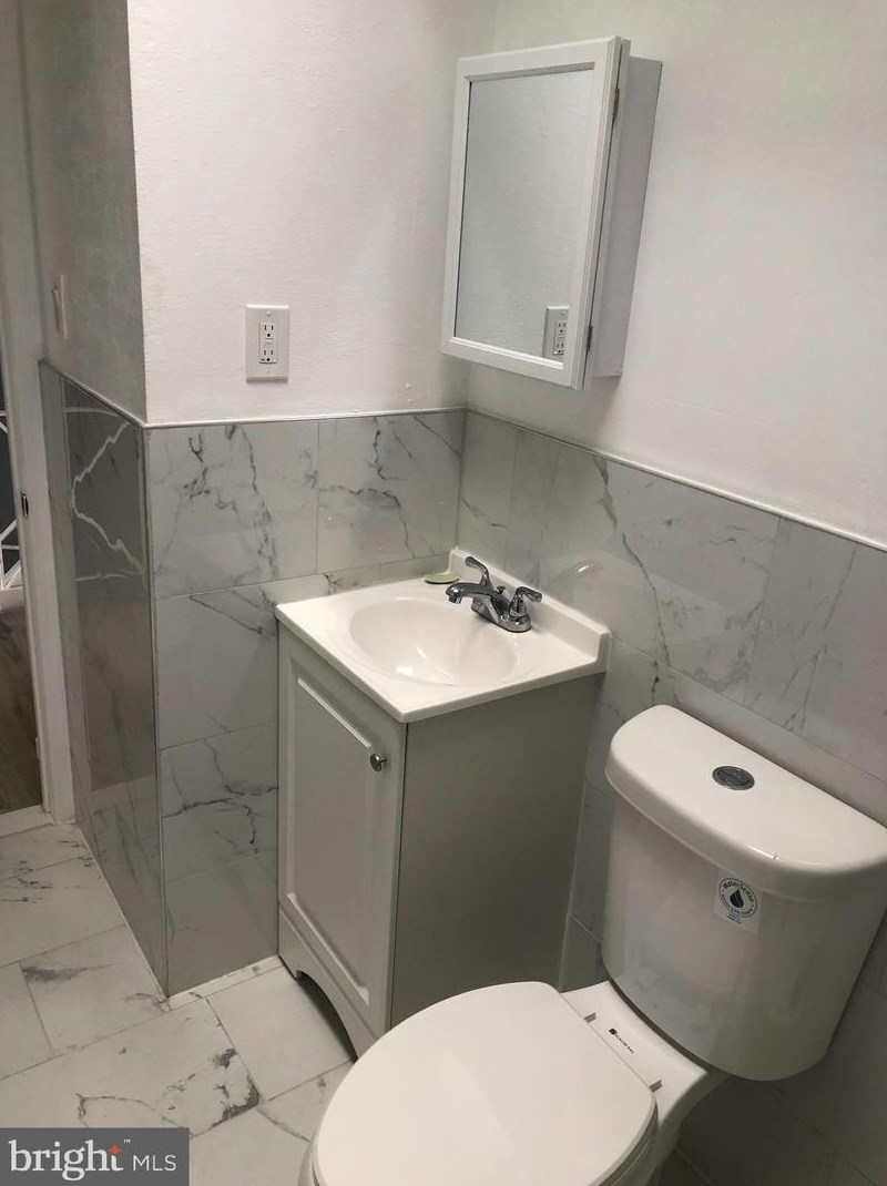 10925 Modena Dr, Philadelphia PA  19154-3917 exterior