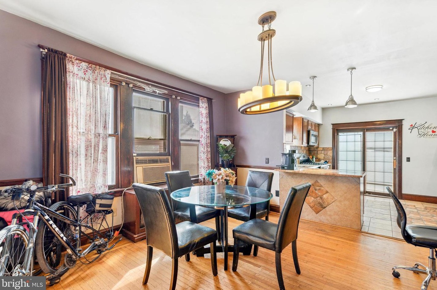 540 Kerper St, Philadelphia PA  19111-4602 exterior