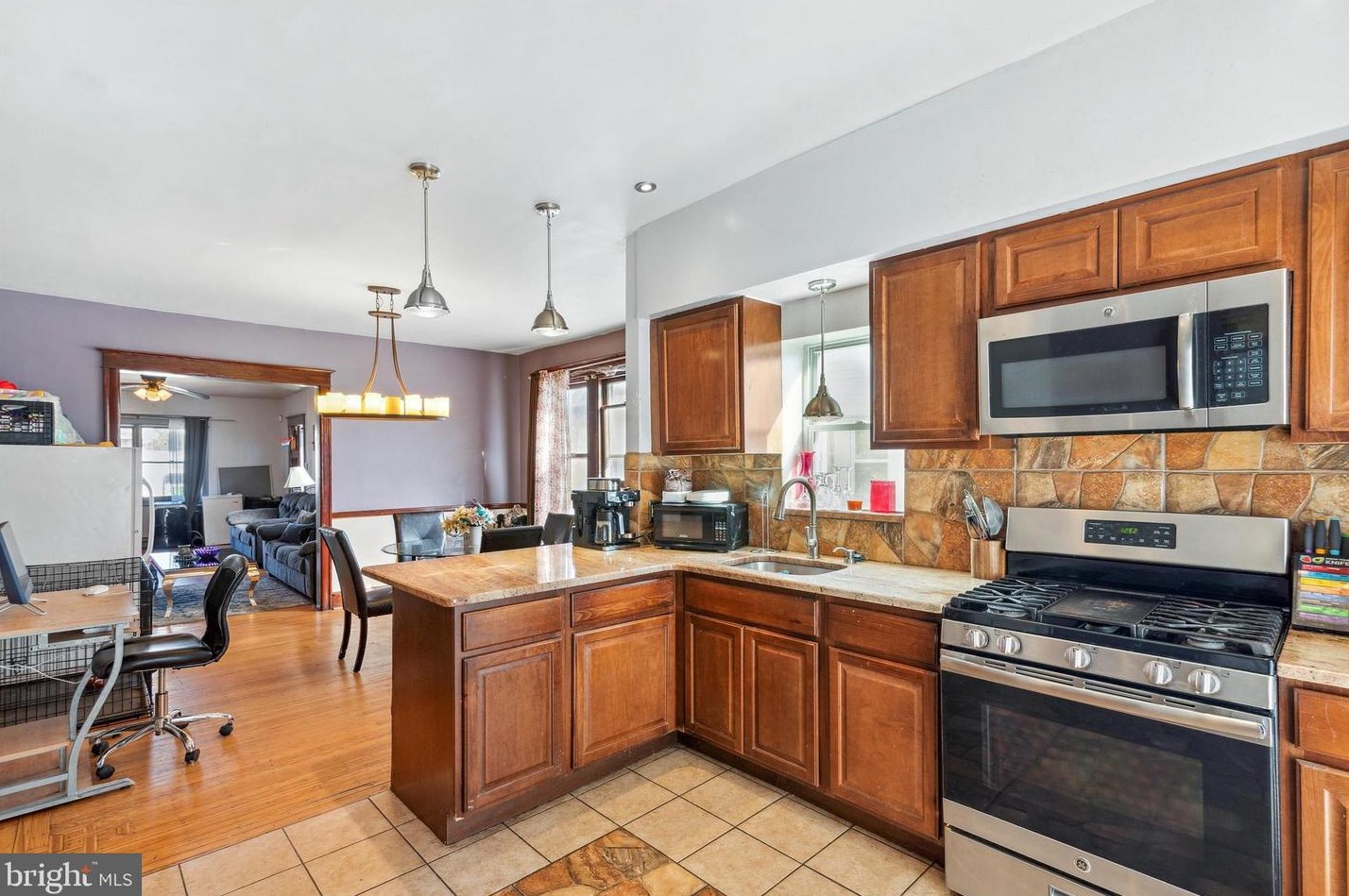 540 Kerper St, Philadelphia PA  19111-4602 exterior