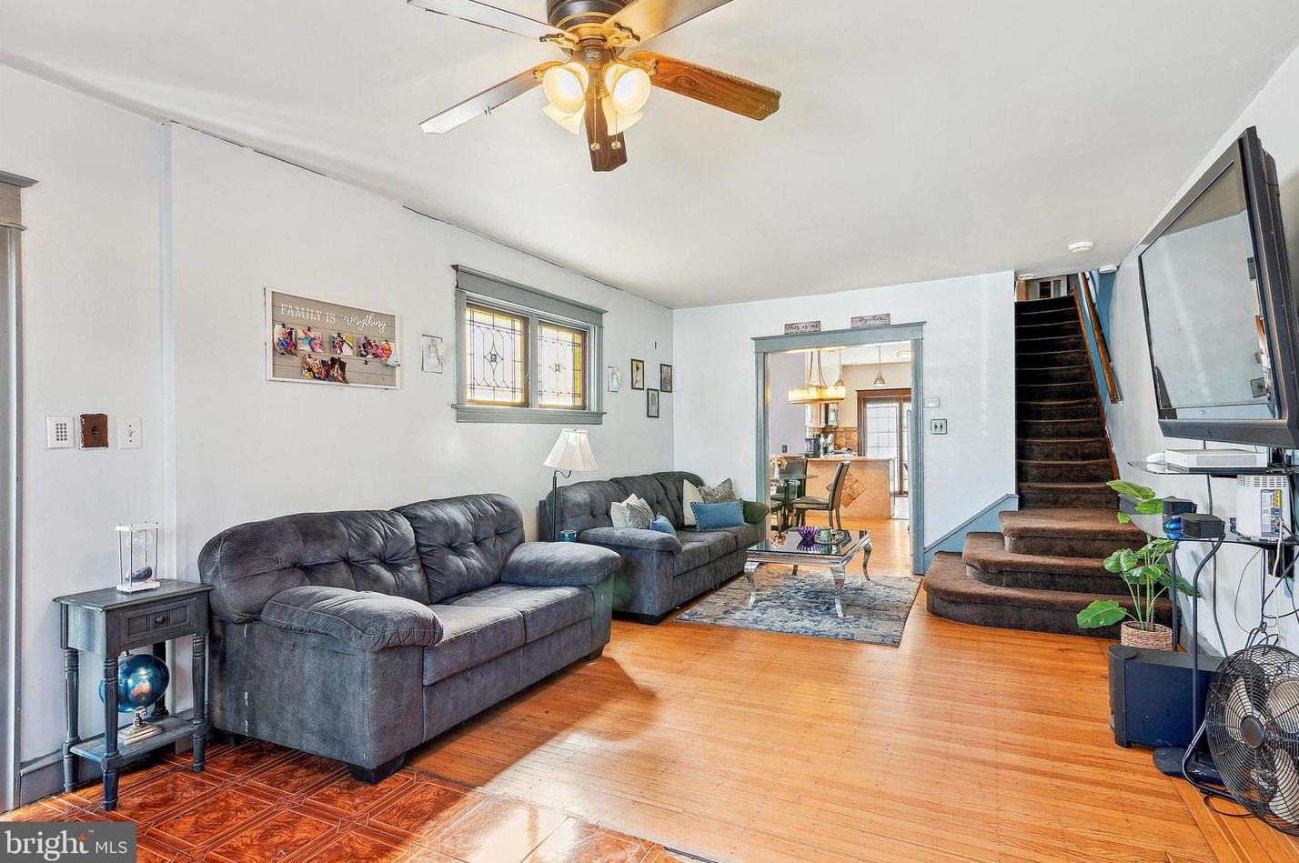 540 Kerper St, Philadelphia PA  19111-4602 exterior