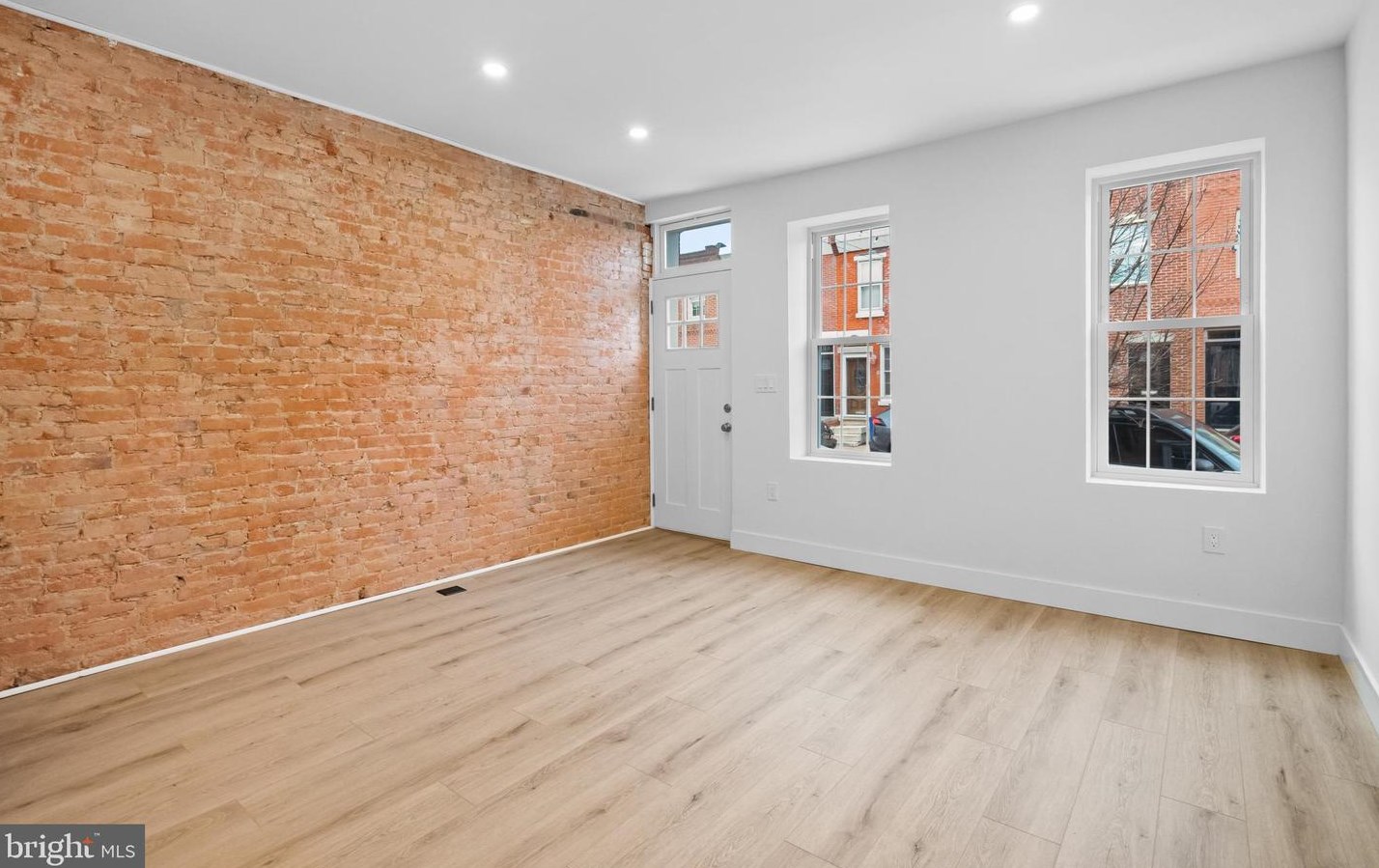 128 Mifflin St, Philadelphia PA 19148-1612 exterior