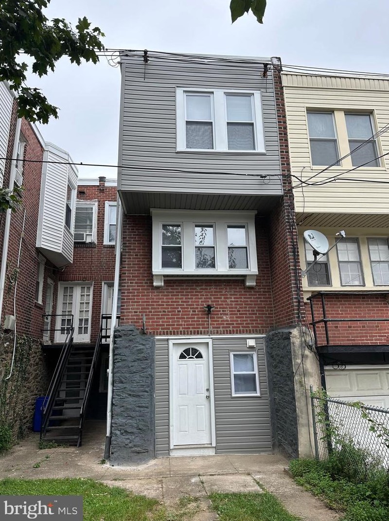 7030 Ogontz Ave, Philadelphia PA  19138-2014 exterior