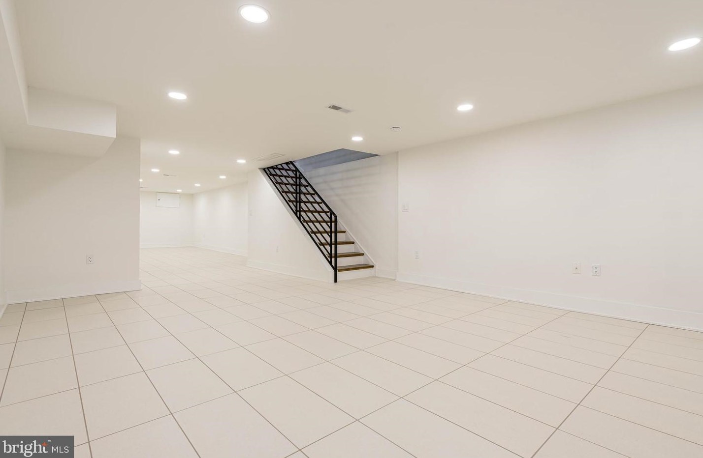 2730 Ann St, Philadelphia PA  19134-5716 exterior