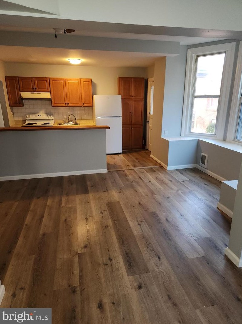 5025 Penn St, Philadelphia PA  19124-2667 exterior