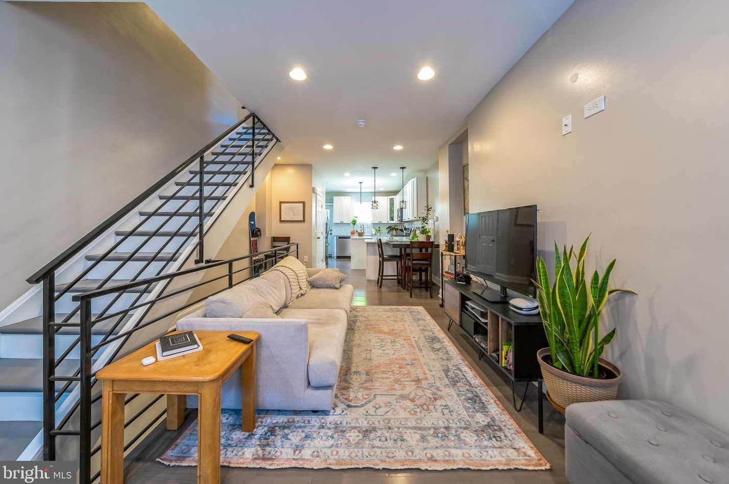 2122 Pierce St, Philadelphia PA  19145-1919 exterior