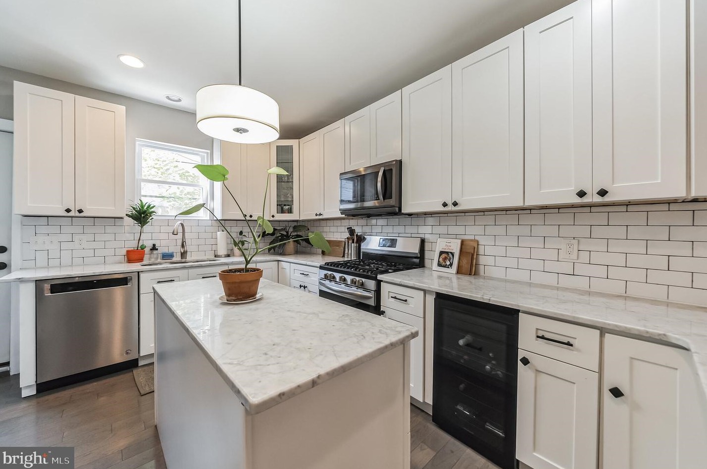 2122 Pierce St, Philadelphia PA  19145-1919 exterior