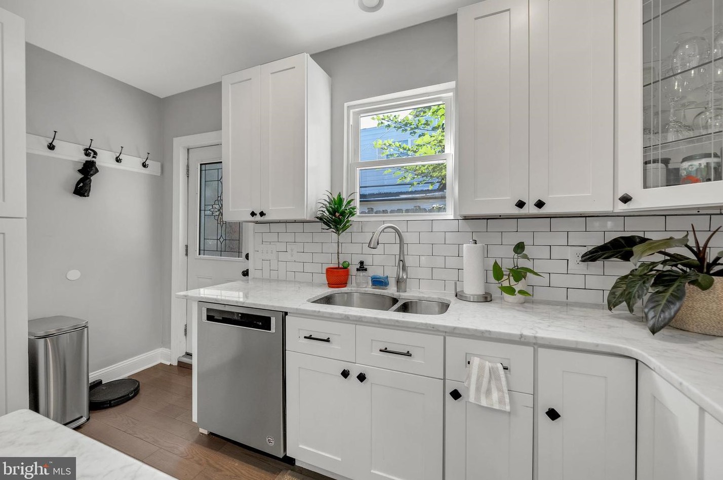 2122 Pierce St, Philadelphia PA  19145-1919 exterior