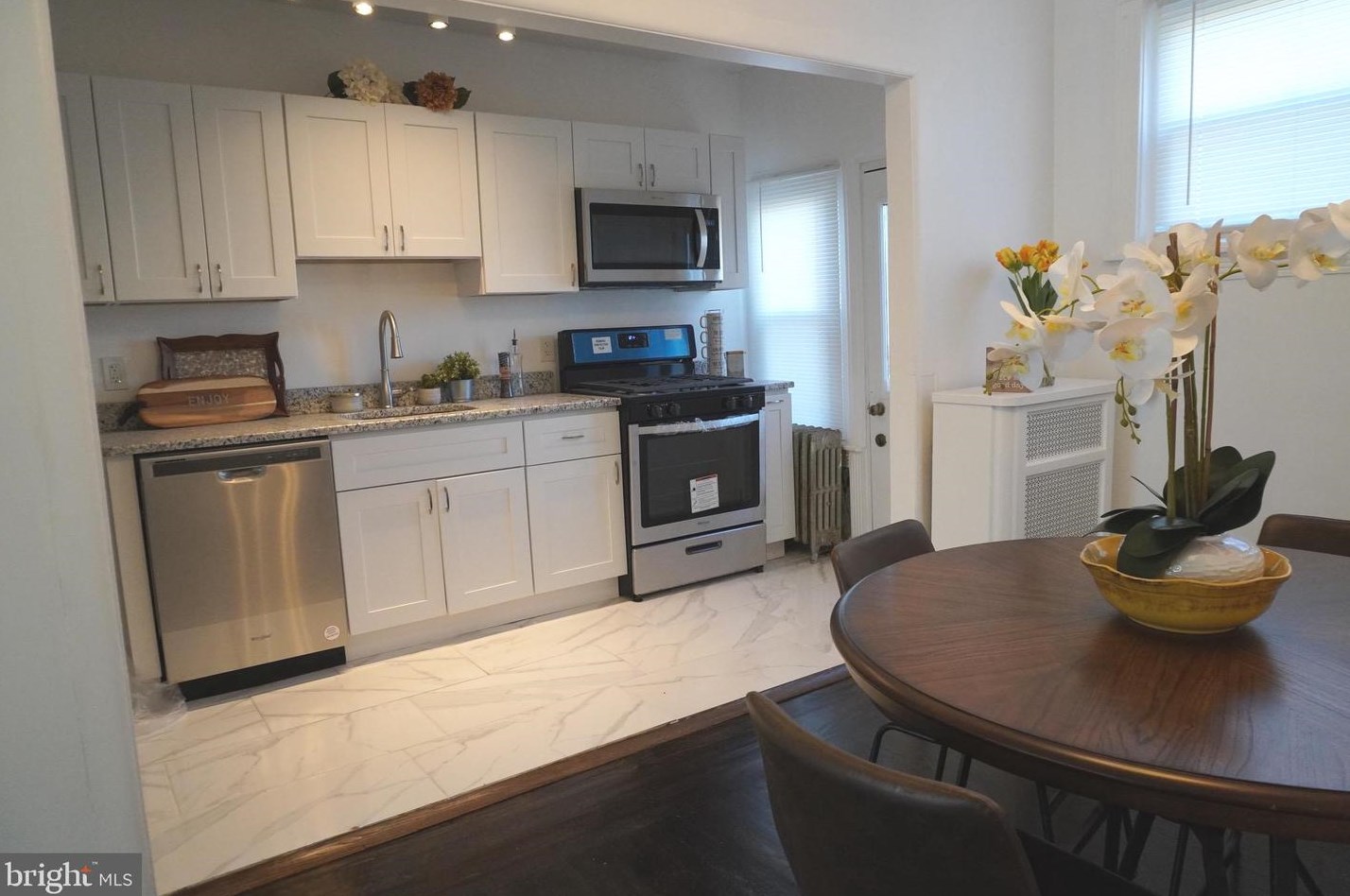 7387 Wheeler St, Philadelphia PA  19153-1420 exterior