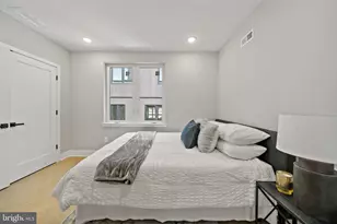 1810 E Moyamensing St, Philadelphia, PA 19148 - Photo 13