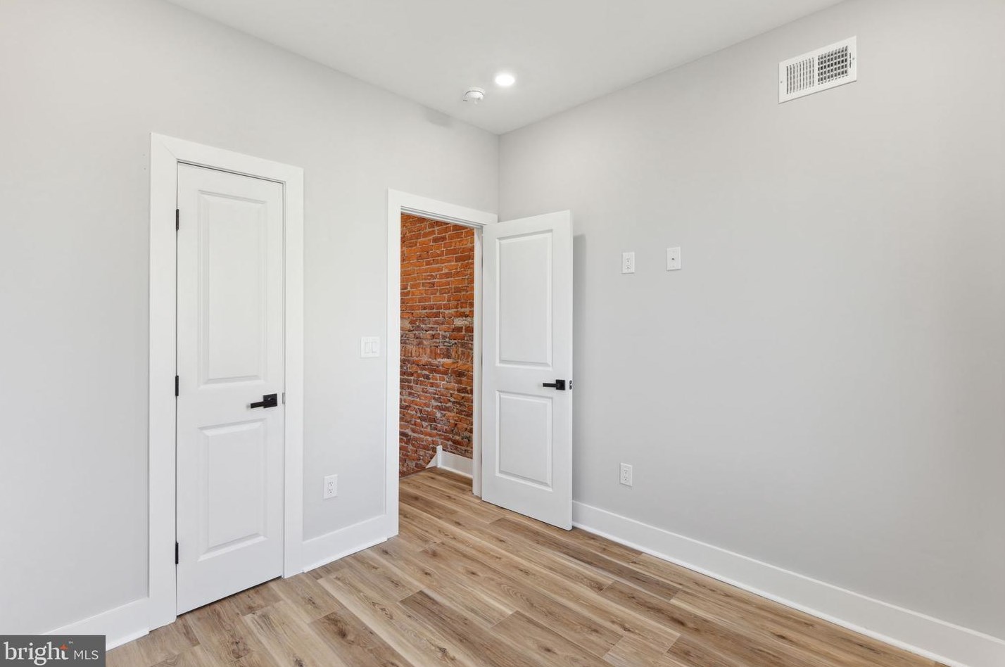 2103 Orleans St, Philadelphia PA  19134-4116 exterior