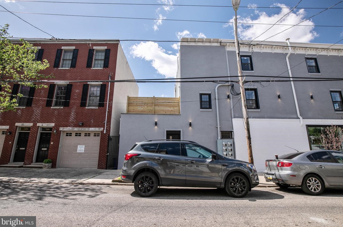 835 Corinthian Ave, Philadelphia PA 19130-1415 exterior