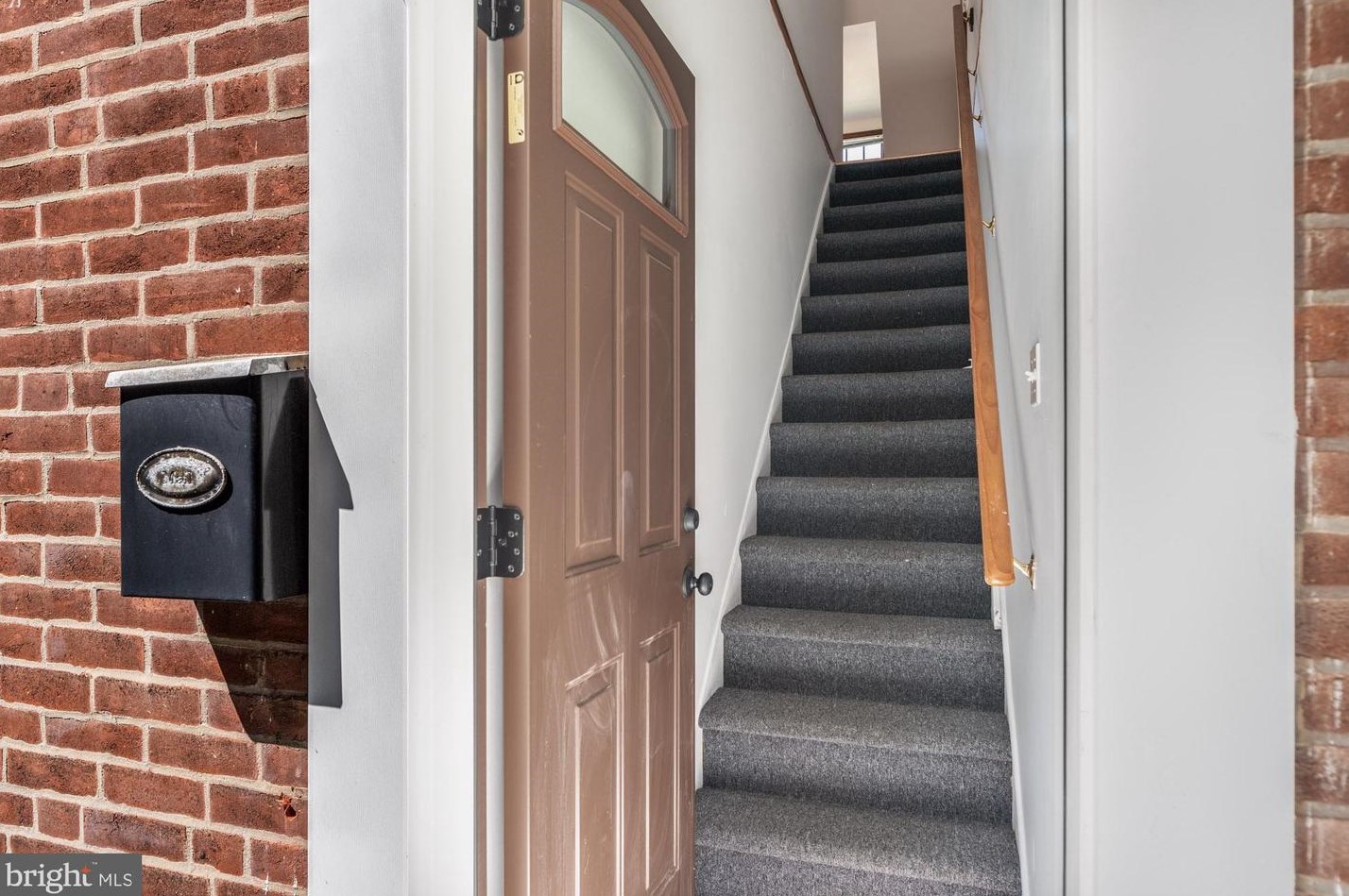 601 Rector St, Philadelphia PA  19128-1731 exterior