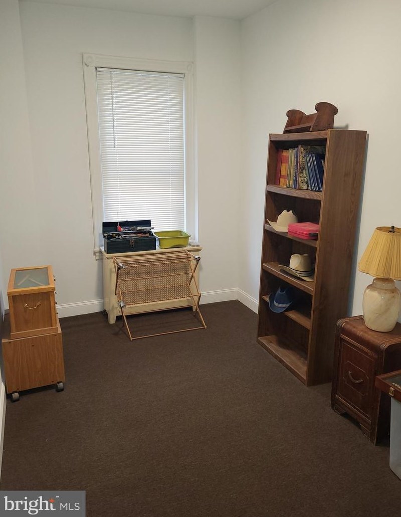 6633 Torresdale Ave, Philadelphia PA  19135-2827 exterior