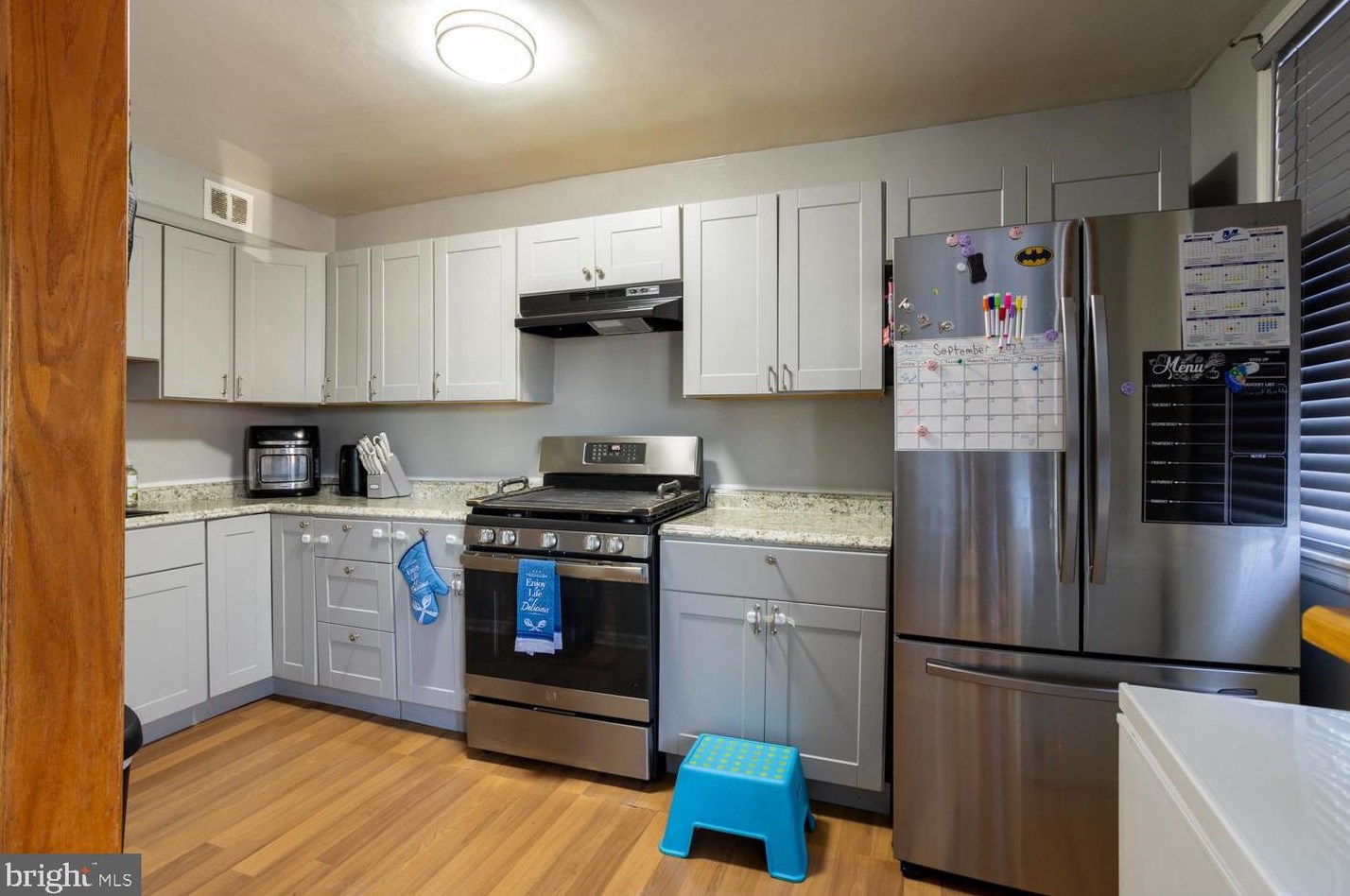 7619 Thouron Ave, Philadelphia PA  19150-2207 exterior