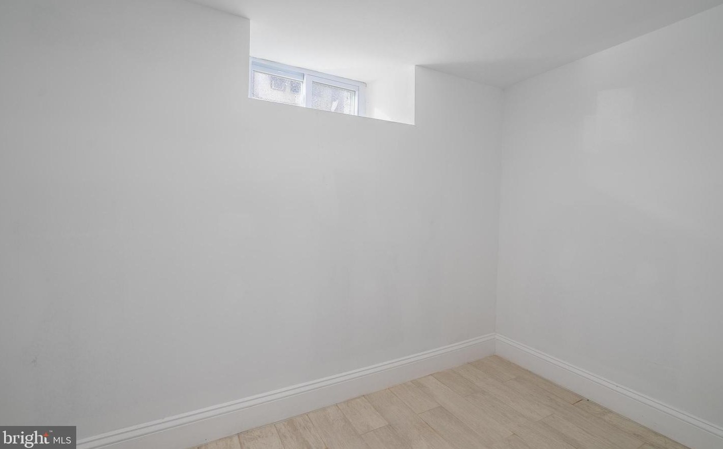 1527 Napa St, Philadelphia PA  19146-3419 exterior