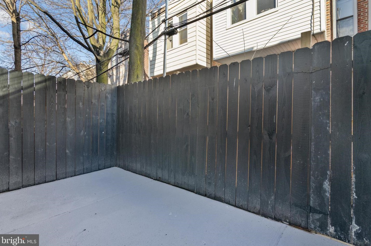 1527 Napa St, Philadelphia PA  19146-3419 exterior