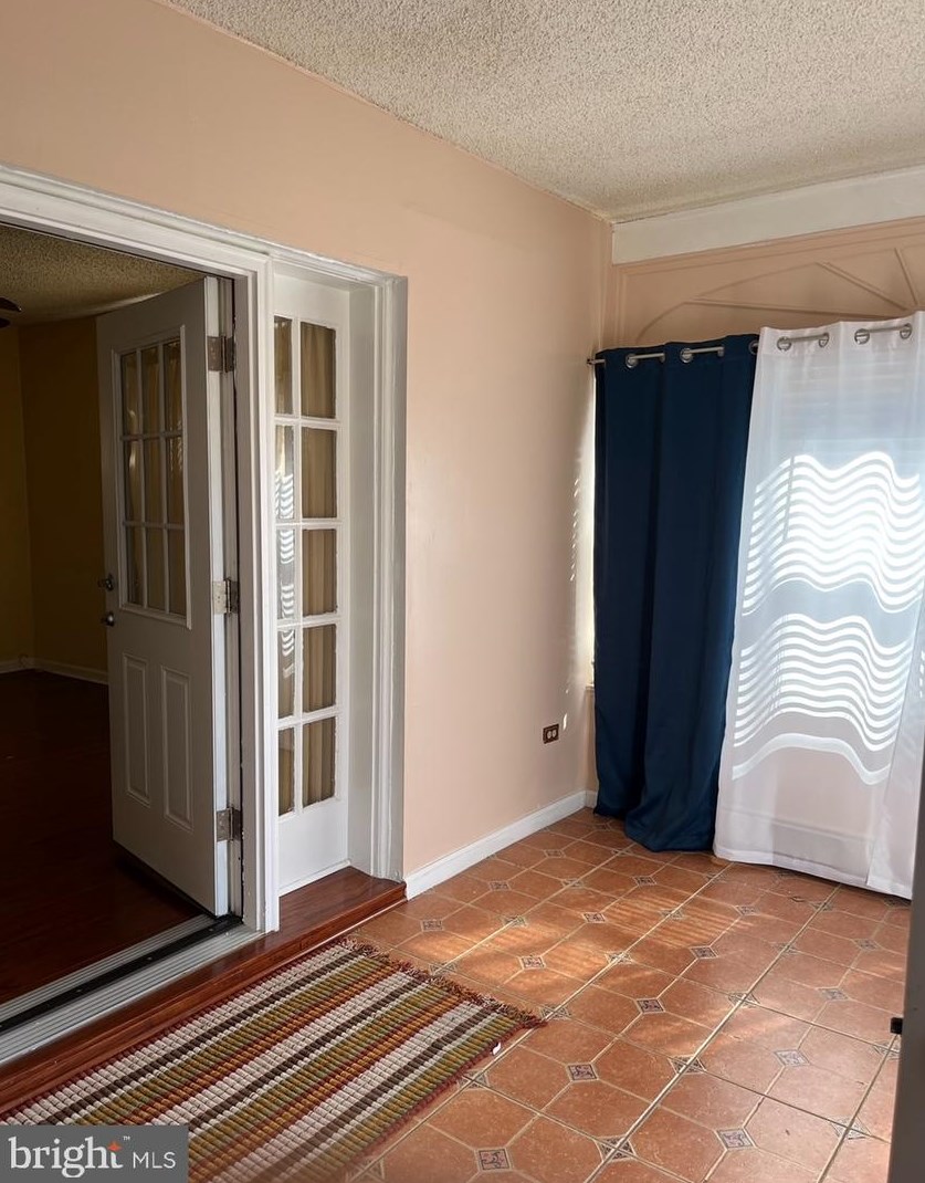 5201 Pennway St, Philadelphia PA 19124-3506 exterior