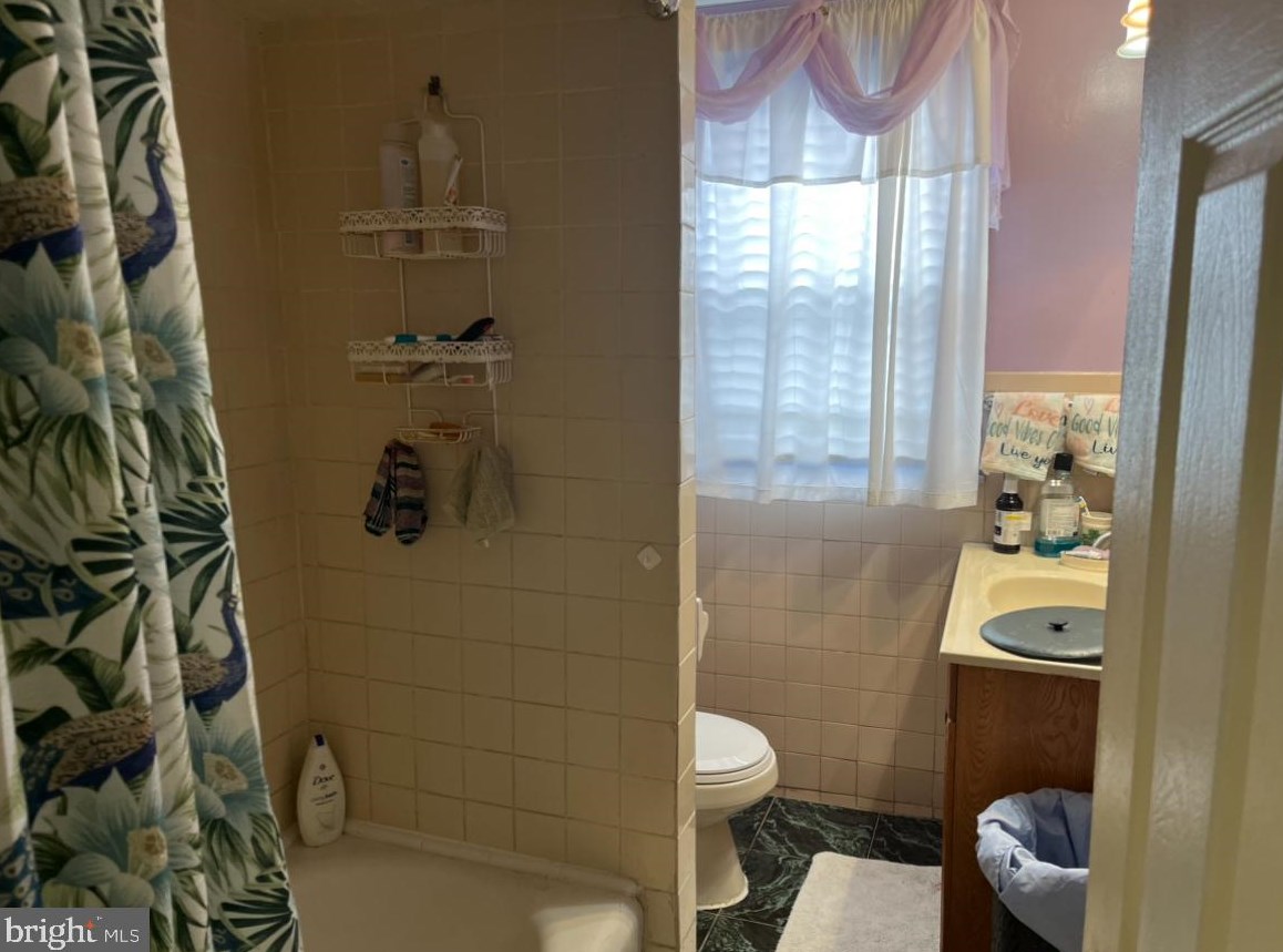 5201 Pennway St, Philadelphia PA 19124-3506 exterior