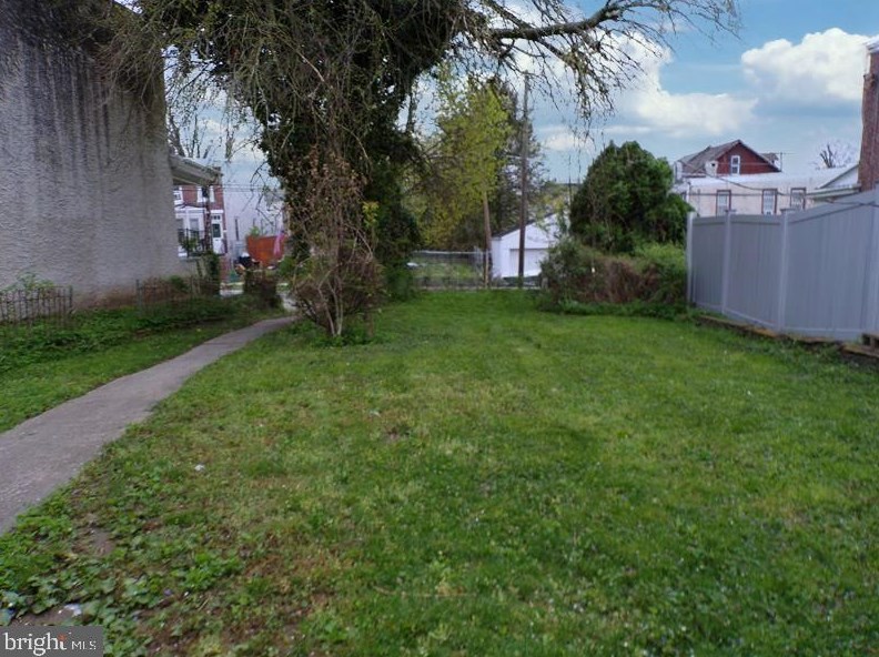 236 Hortter St, Philadelphia PA  19119-2204 exterior