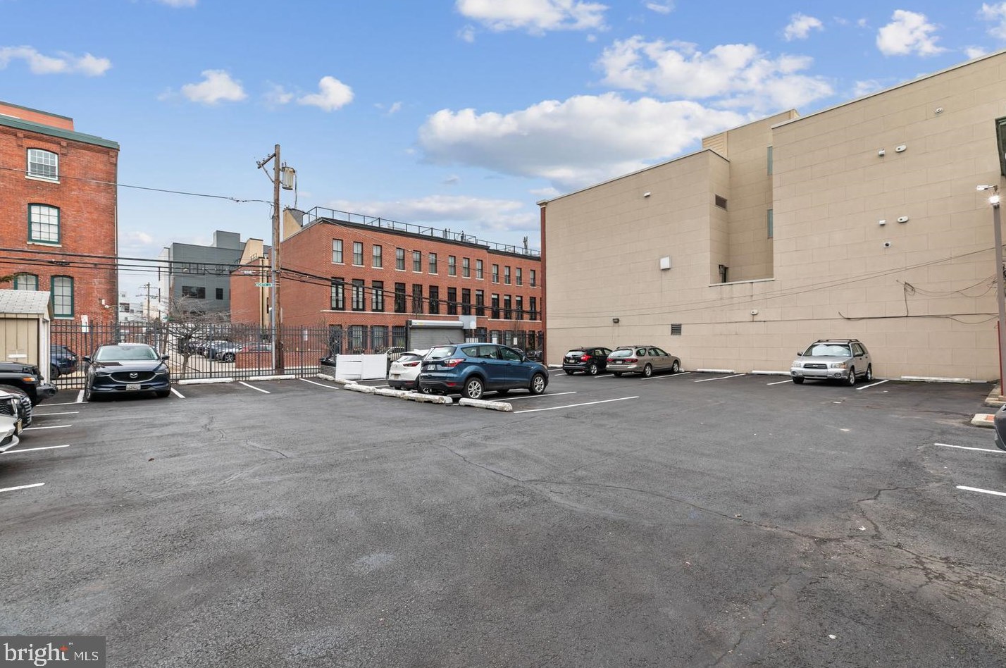 1729 Wallace St, Philadelphia PA  19130-3359 exterior