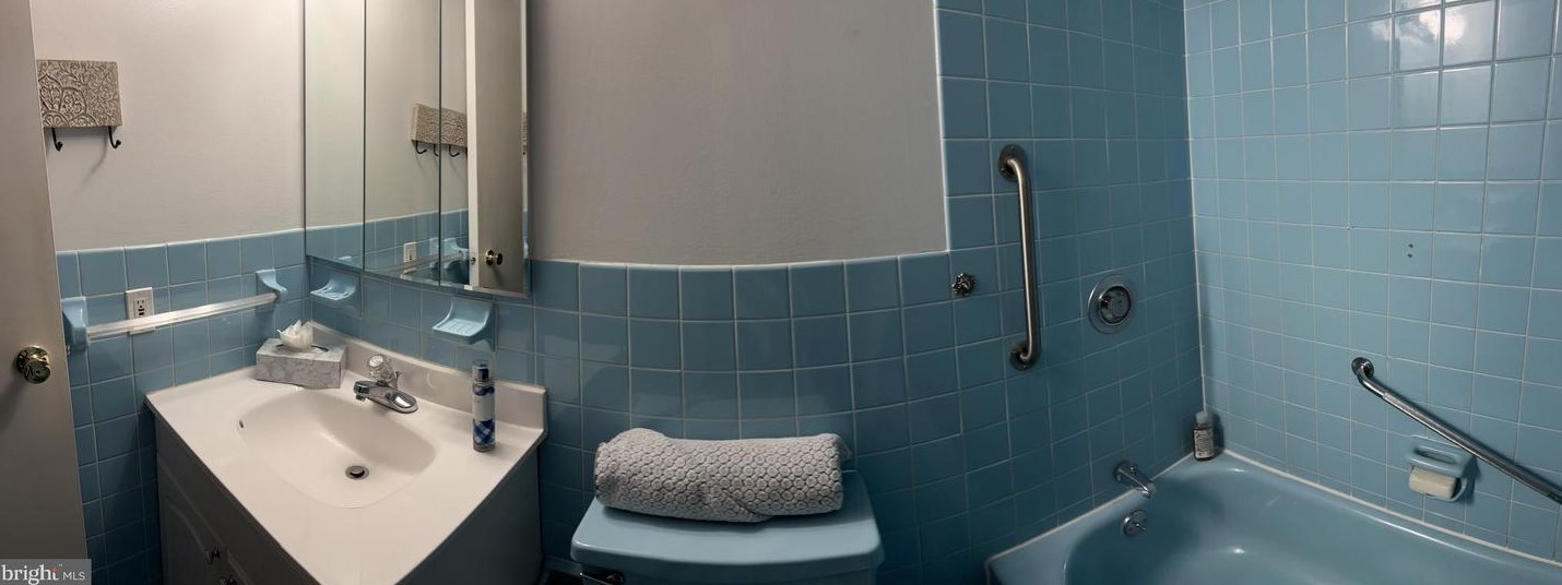 1901 John F Kennedy Blvd, Philadelphia PA 19103-1598 exterior