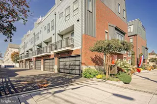 2002 Renaissance Walk, Philadelphia, PA 19145 - Photo 63