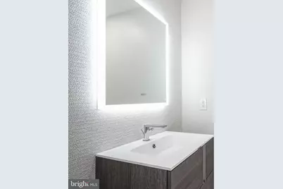 2002 Renaissance Walk # 2, Philadelphia, PA 19145 - Photo 7