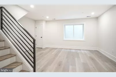 2002 Renaissance Walk # 2, Philadelphia, PA 19145 - Photo 5