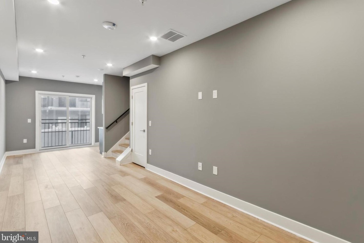 1615 Poplar St, Philadelphia PA  19130-1620 exterior