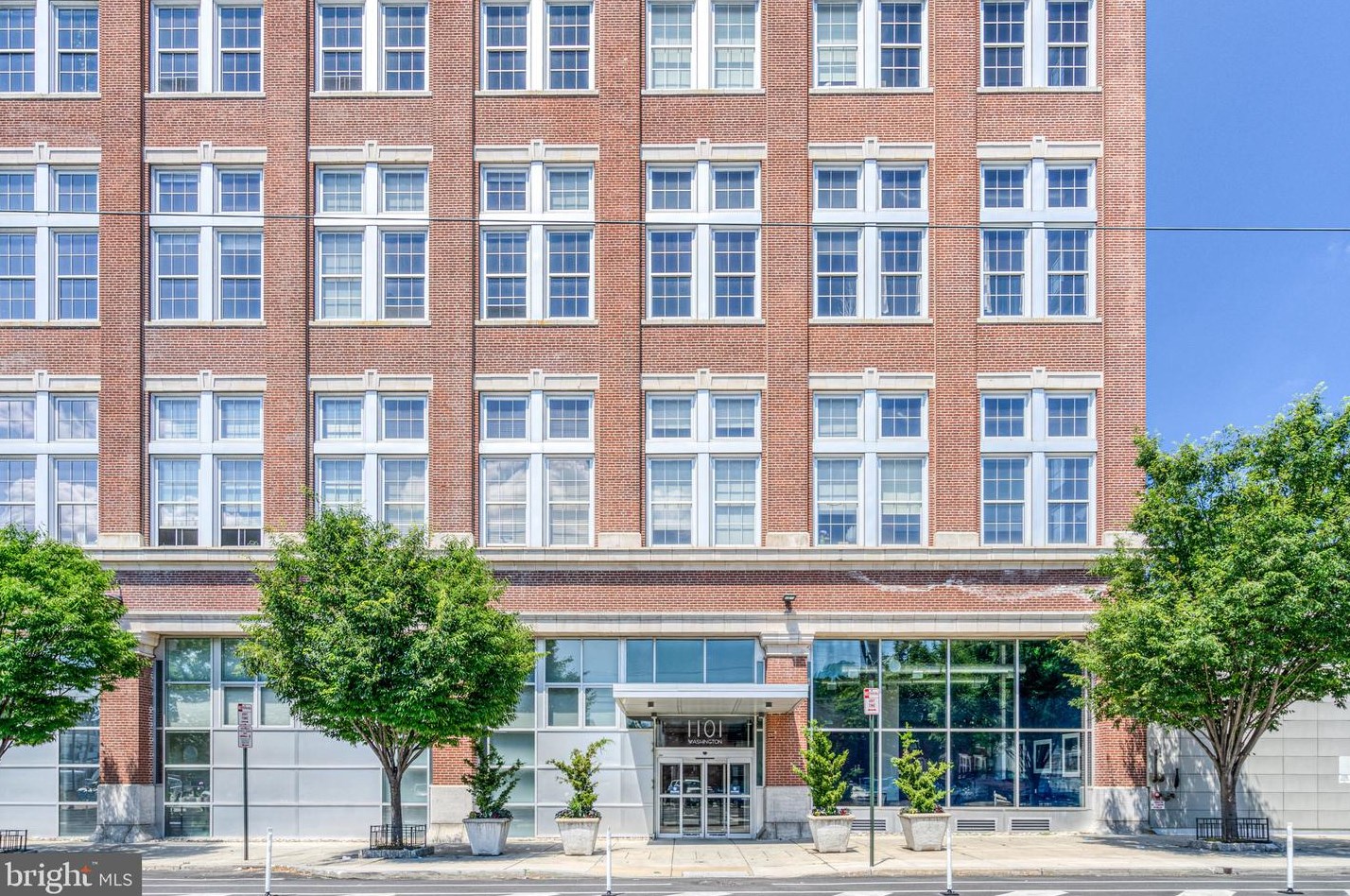 1101 Washington Ave, Philadelphia PA 19147-3803 exterior