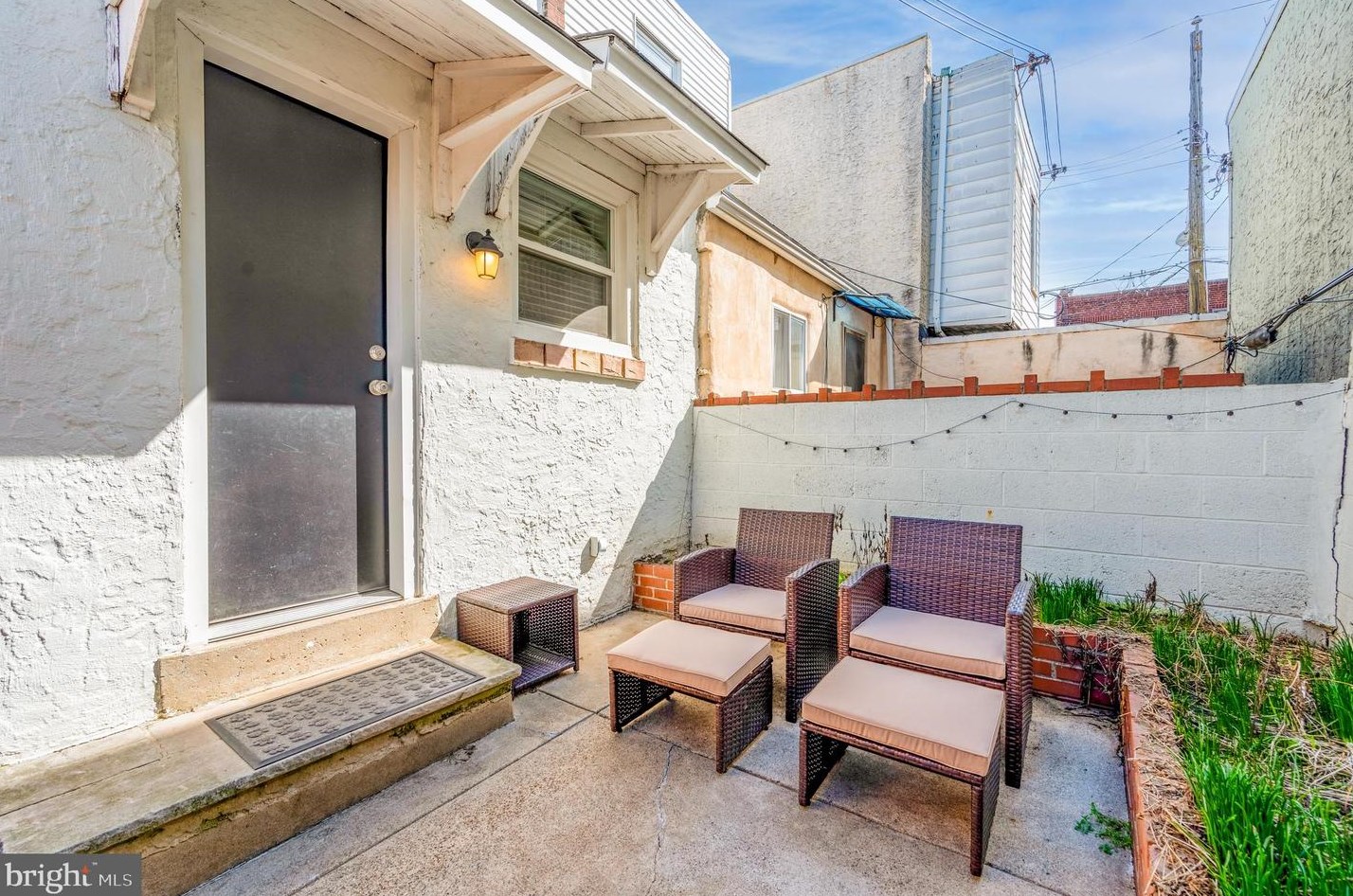 2416 Clearfield St, Philadelphia PA  19134-4418 exterior