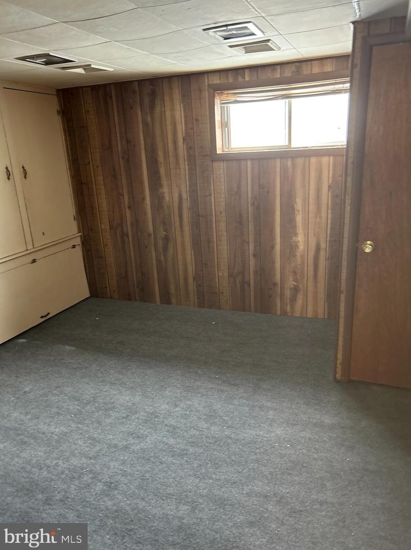 7619 Wyndale Ave, Philadelphia PA 19151-2707 exterior