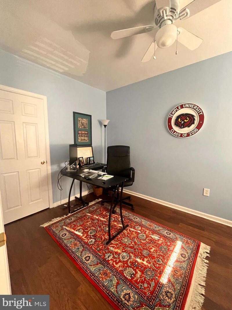 4810 Ogle St, Philadelphia PA  19127-1905 exterior